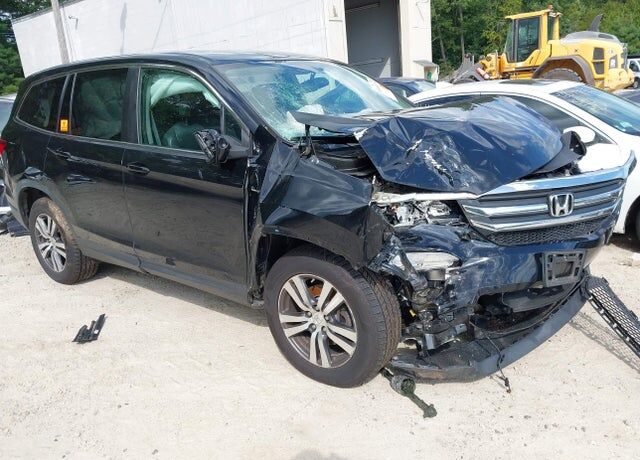 2017 HONDA Pilot