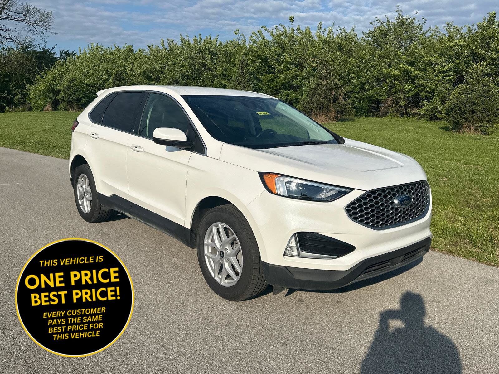 2023 FORD Edge