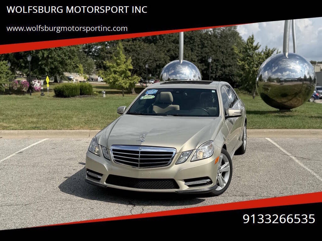 2012 MERCEDES-BENZ E-Class
