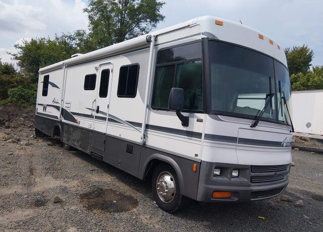 2000 FORD Motorhome Chassis
