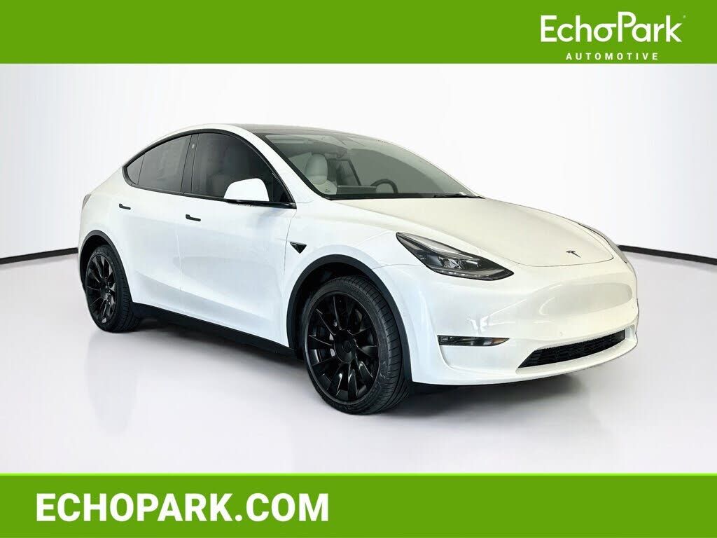 2022 TESLA Model Y