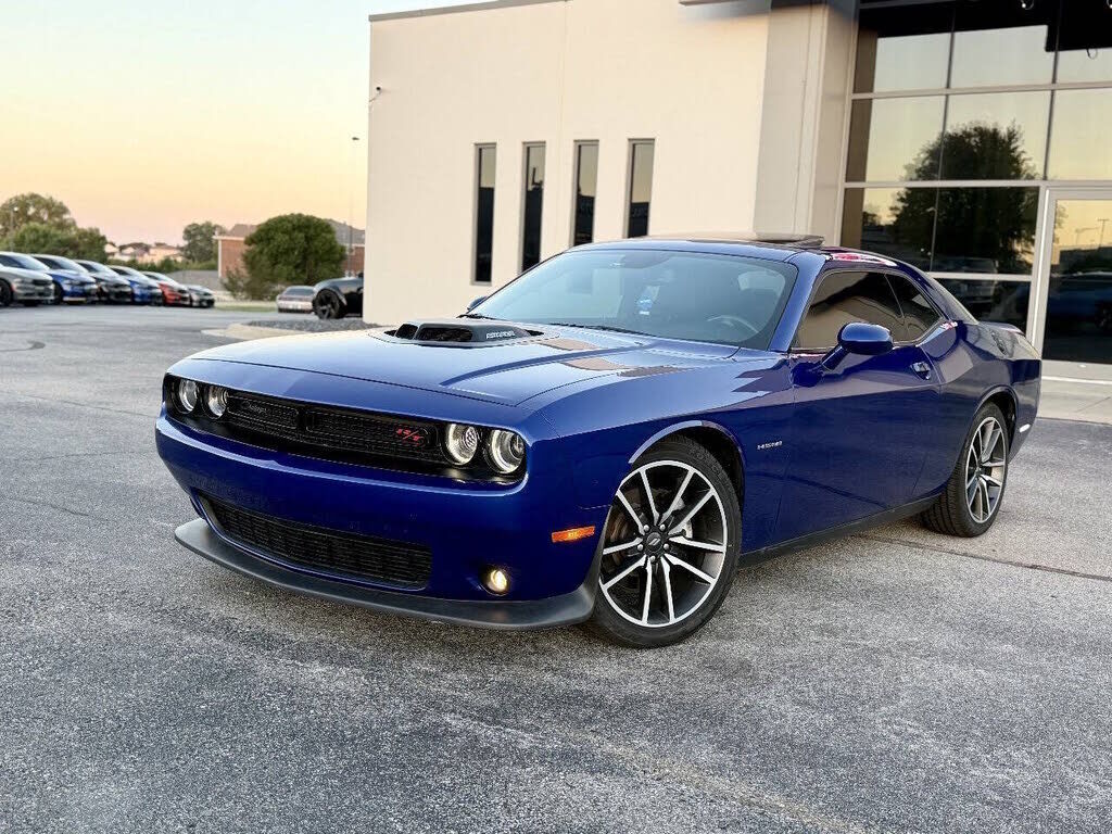 2021 DODGE Challenger