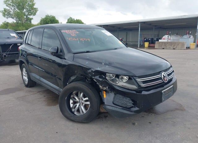 2013 VOLKSWAGEN Tiguan