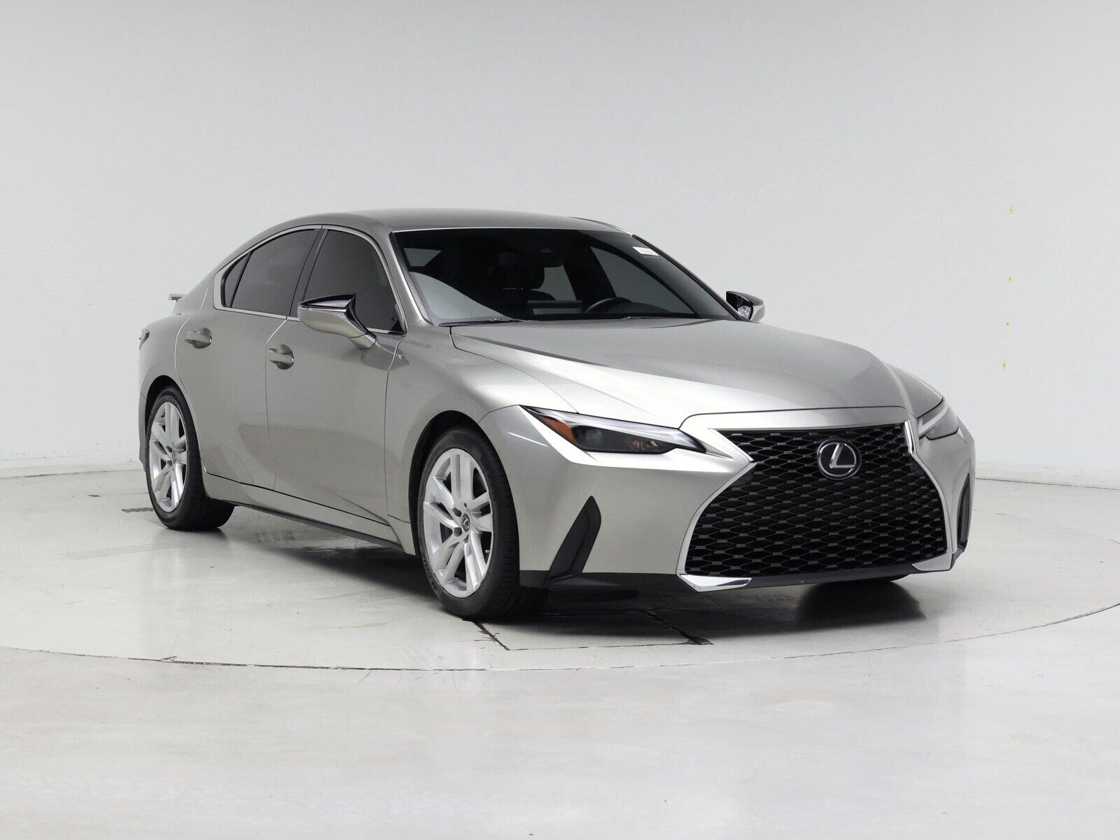2022 Lexus IS
