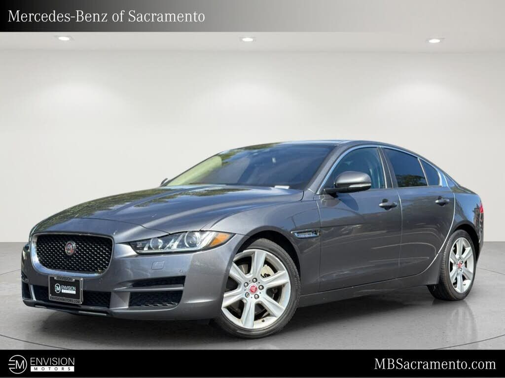 2017 JAGUAR XE