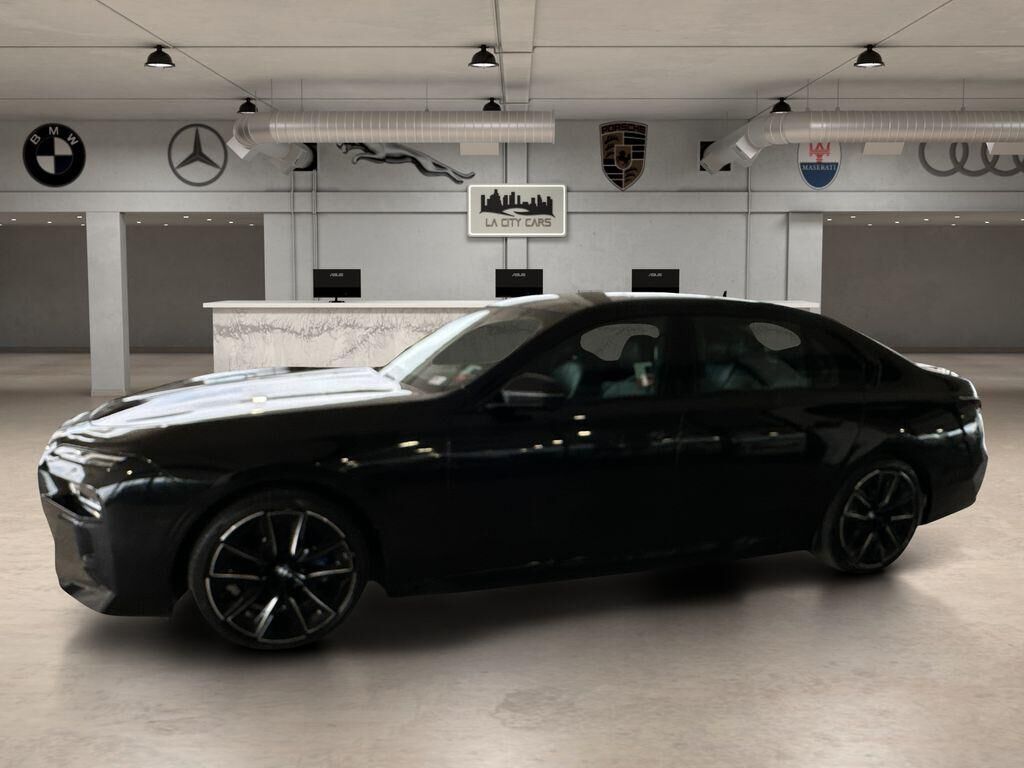 2023 BMW i7