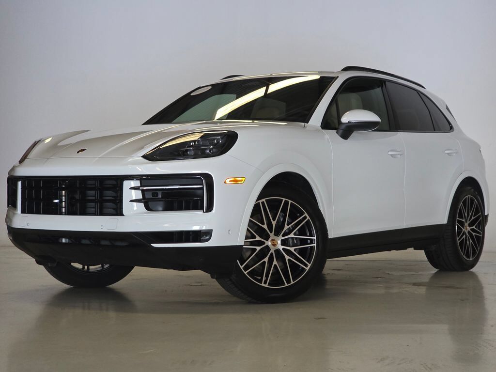 2026 PORSCHE Cayenne