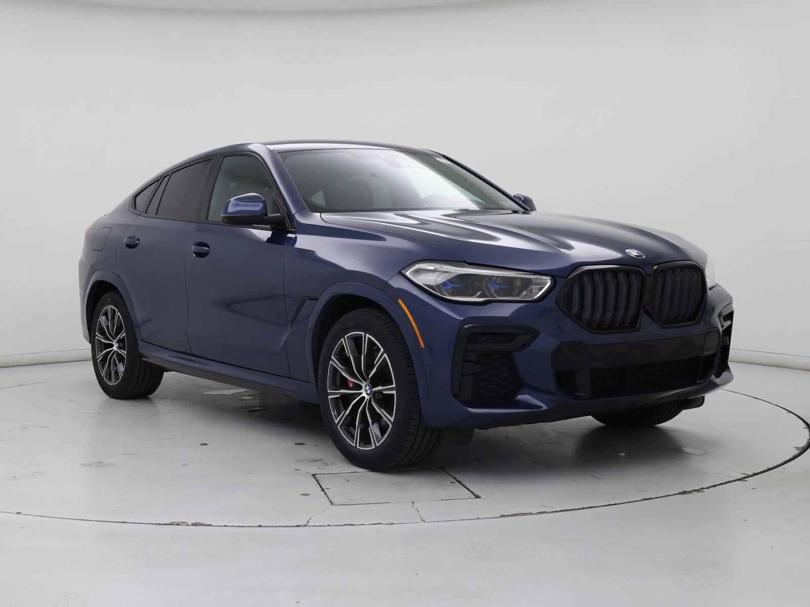 2023 BMW X6