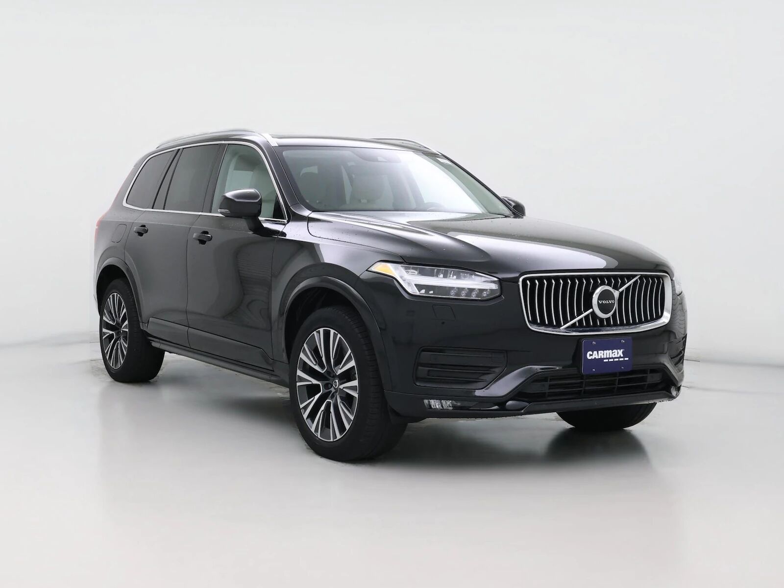 2022 VOLVO XC90