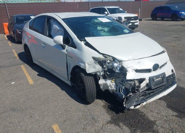 2015 TOYOTA PRIUS