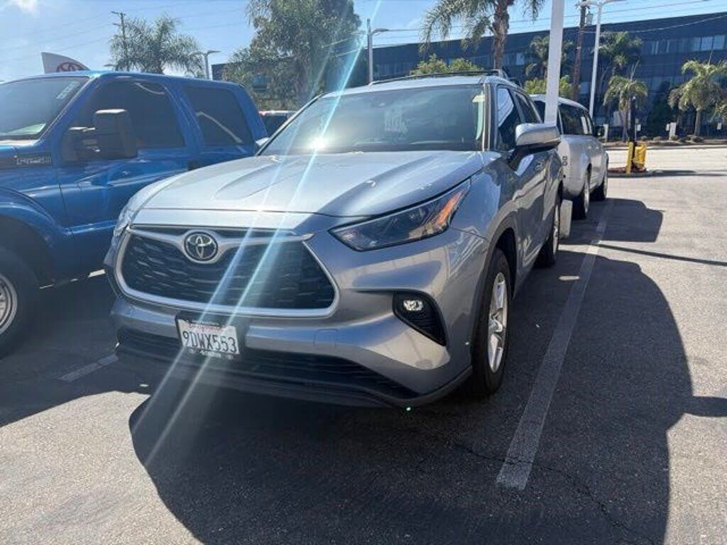 2023 TOYOTA Highlander