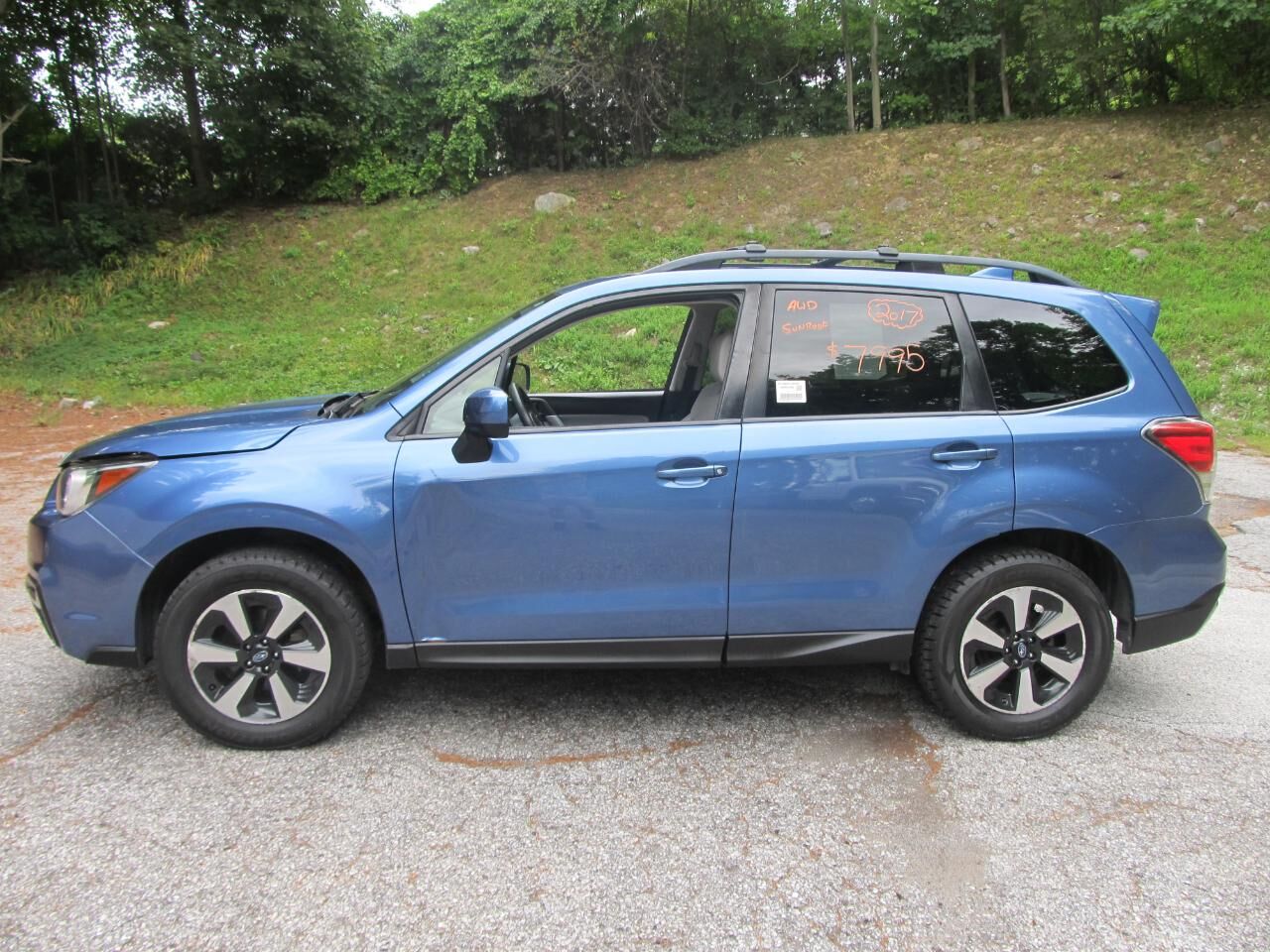 2017 SUBARU Forester