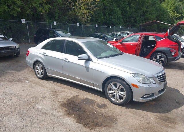 2010 MERCEDES-BENZ E-Class