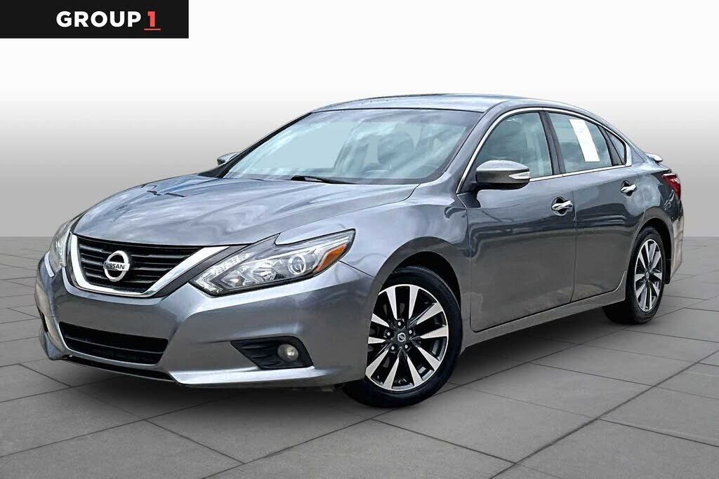 2017 NISSAN Altima