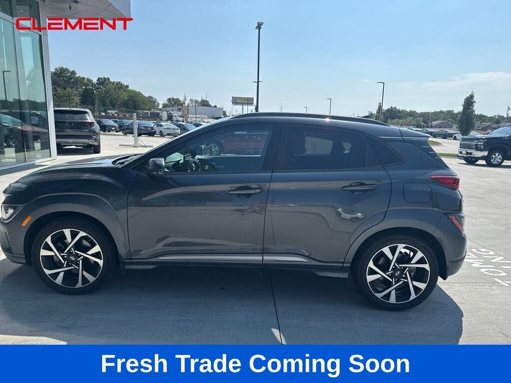 2022 HYUNDAI Kona