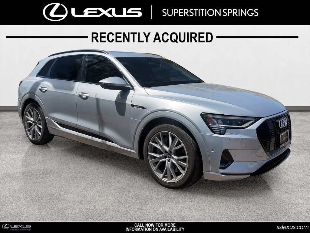 2021 AUDI e-tron