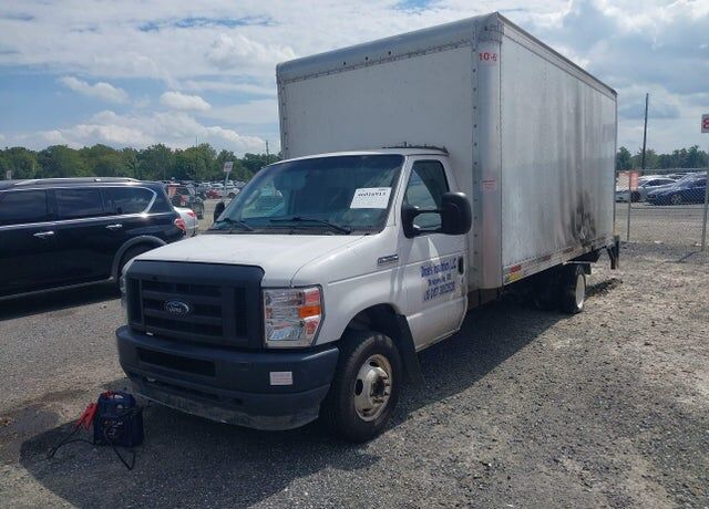 2021 FORD E-350