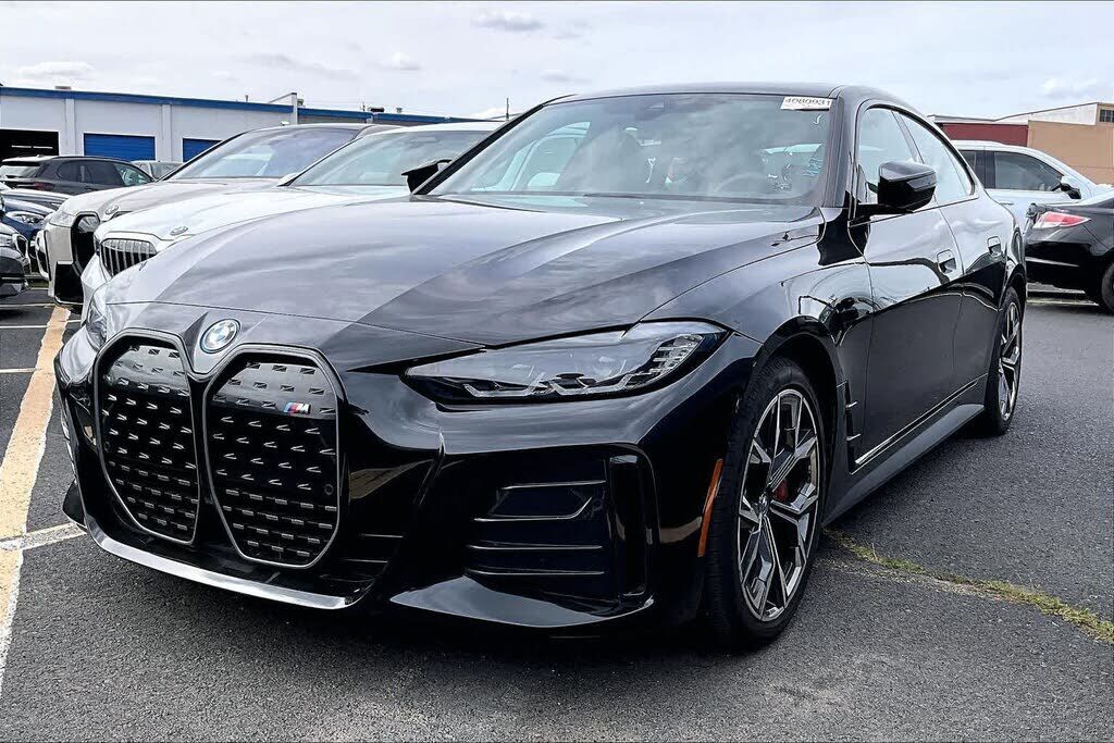 2023 BMW i4