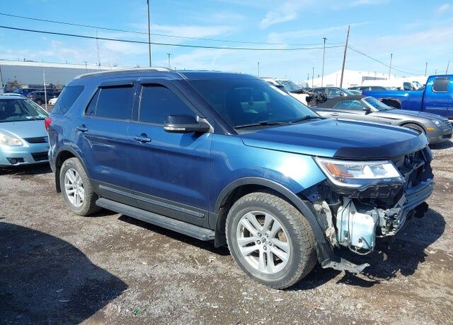 2018 FORD Explorer