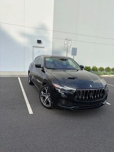 2023 MASERATI Levante