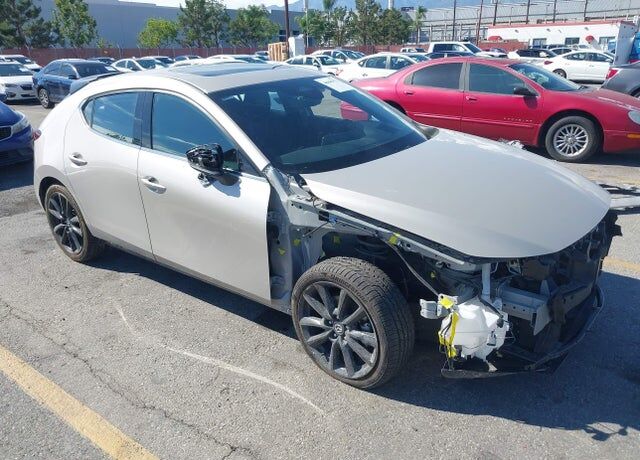 2025 MAZDA Mazda3