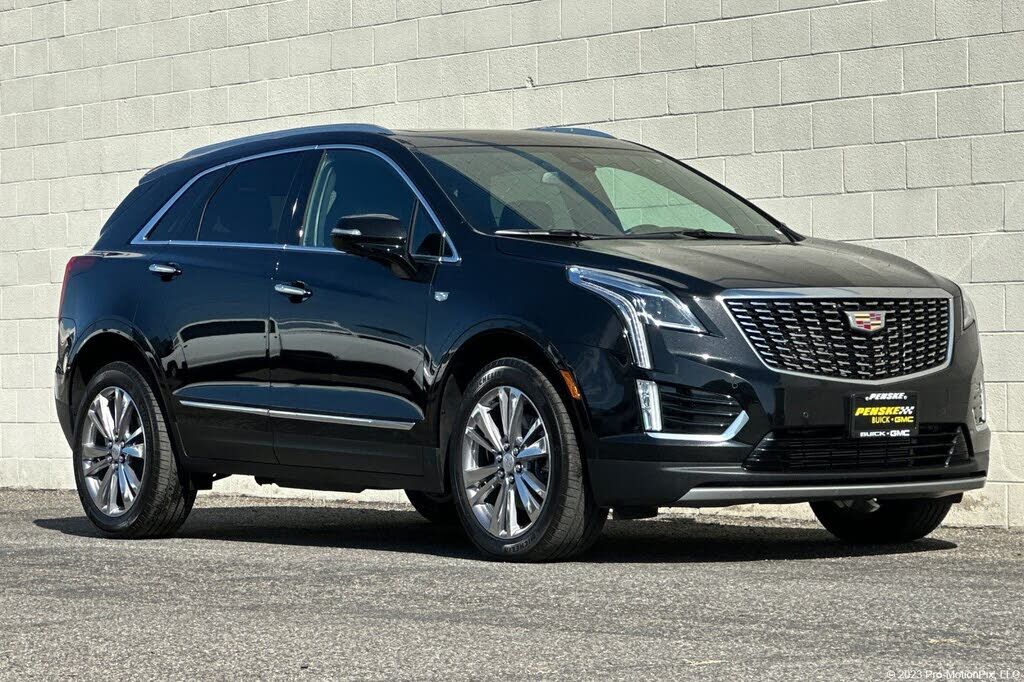 2023 CADILLAC XT5