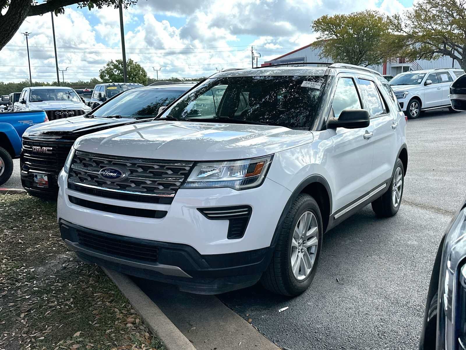 2018 FORD Explorer