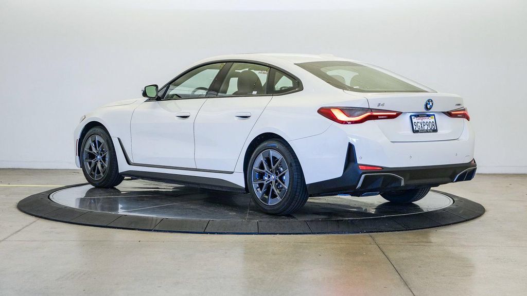 2023 BMW i4