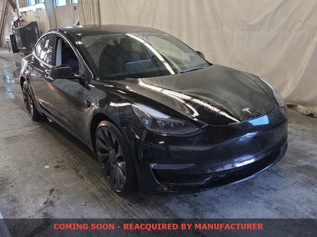 2022 TESLA Model 3