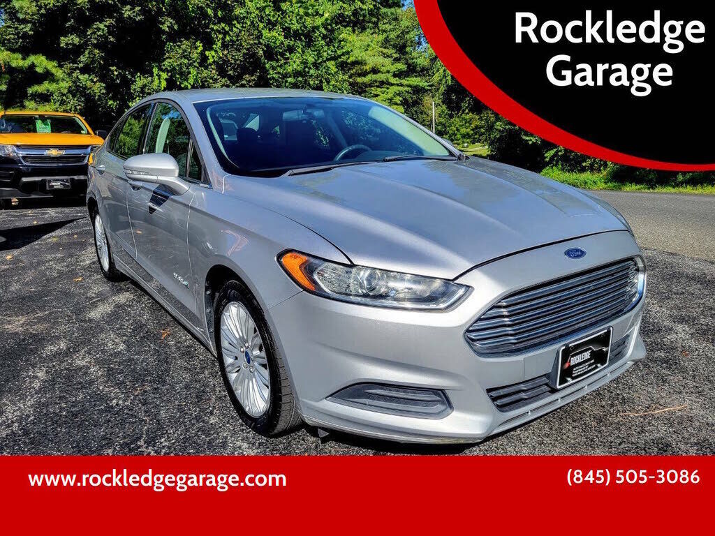 2013 FORD Fusion