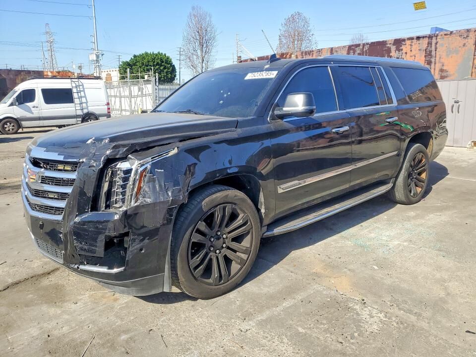 2017 CADILLAC Escalade ESV
