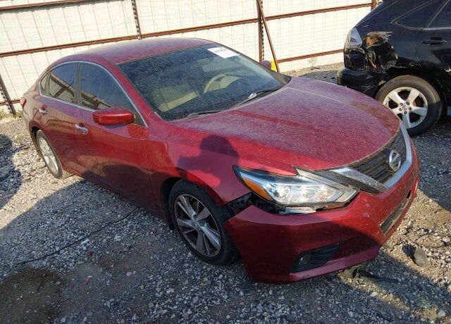 2017 NISSAN Altima