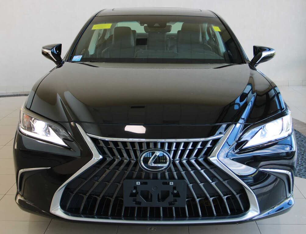 2023 Lexus ES