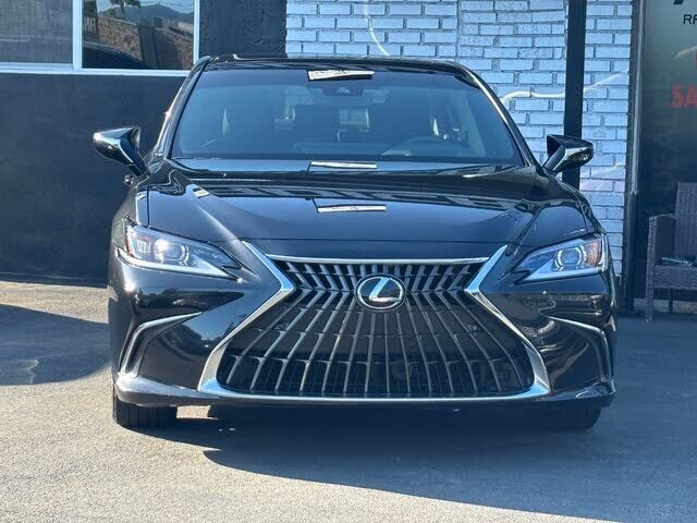 2024 Lexus ES