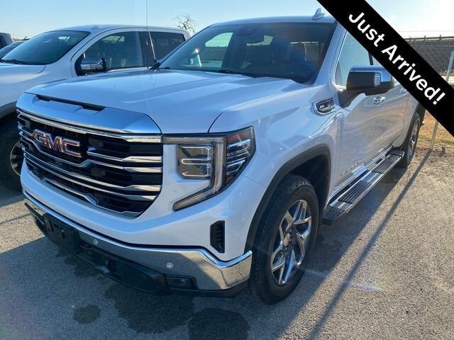 2023 GMC Sierra