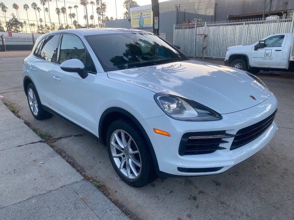 2019 PORSCHE Cayenne
