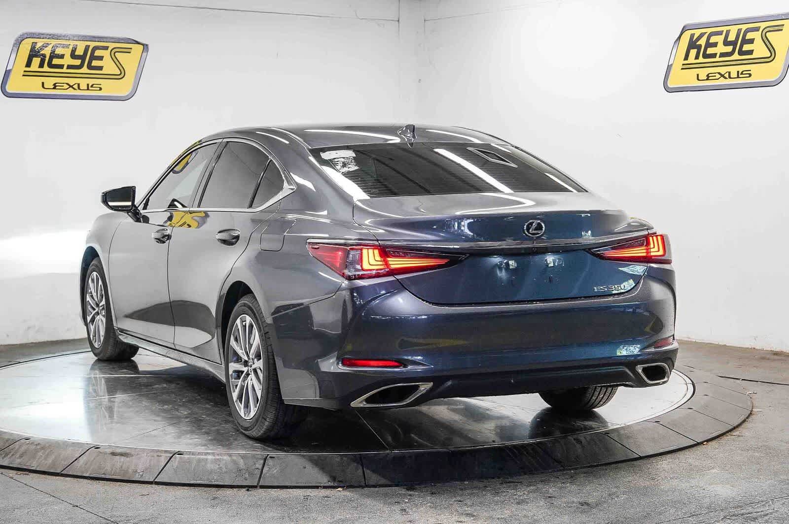 2025 Lexus ES