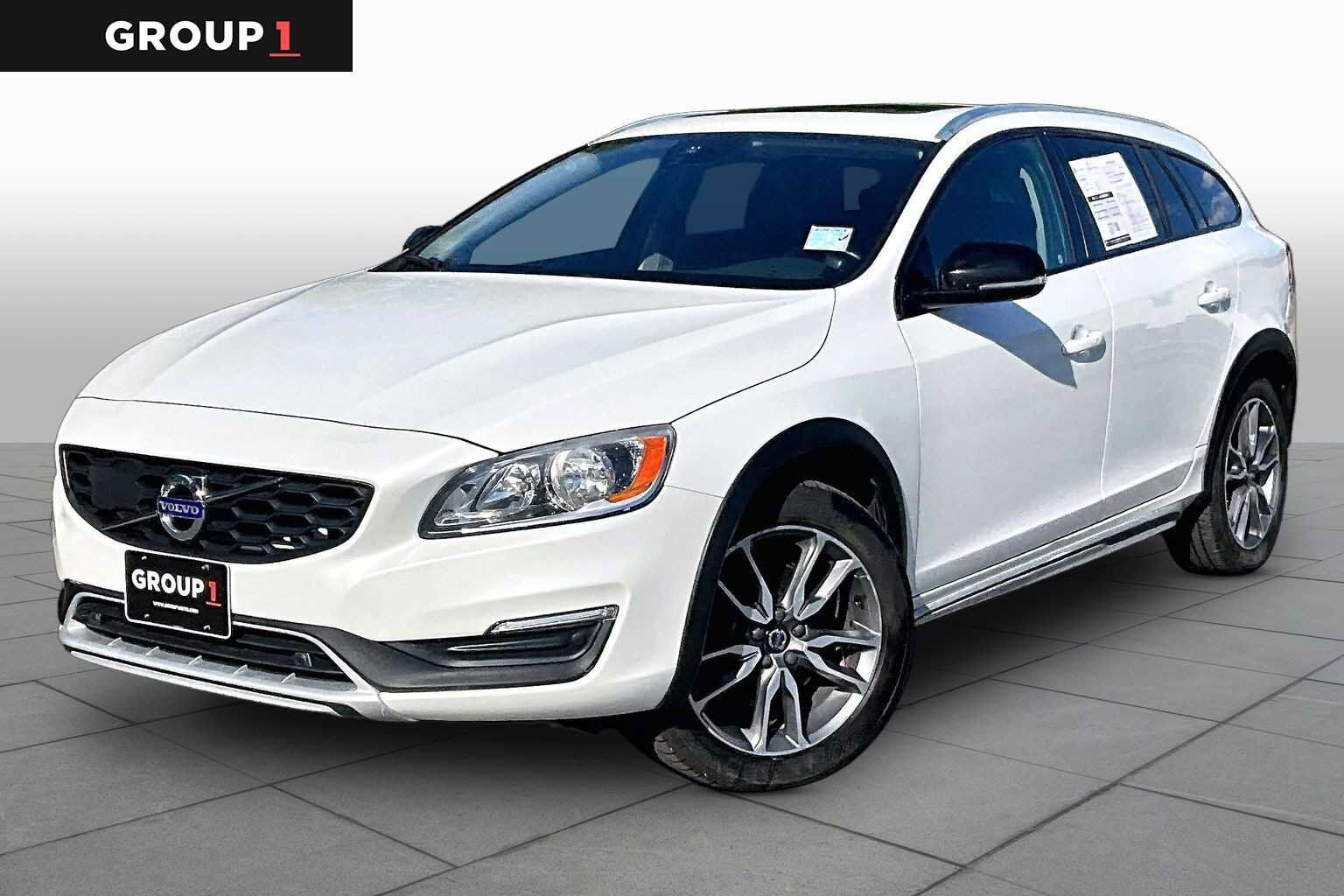 2018 VOLVO V60