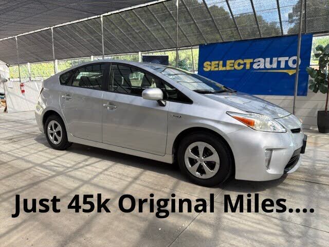 2015 TOYOTA PRIUS