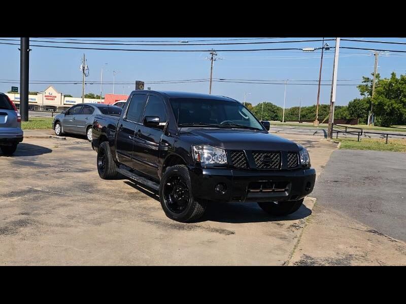 2005 NISSAN Titan
