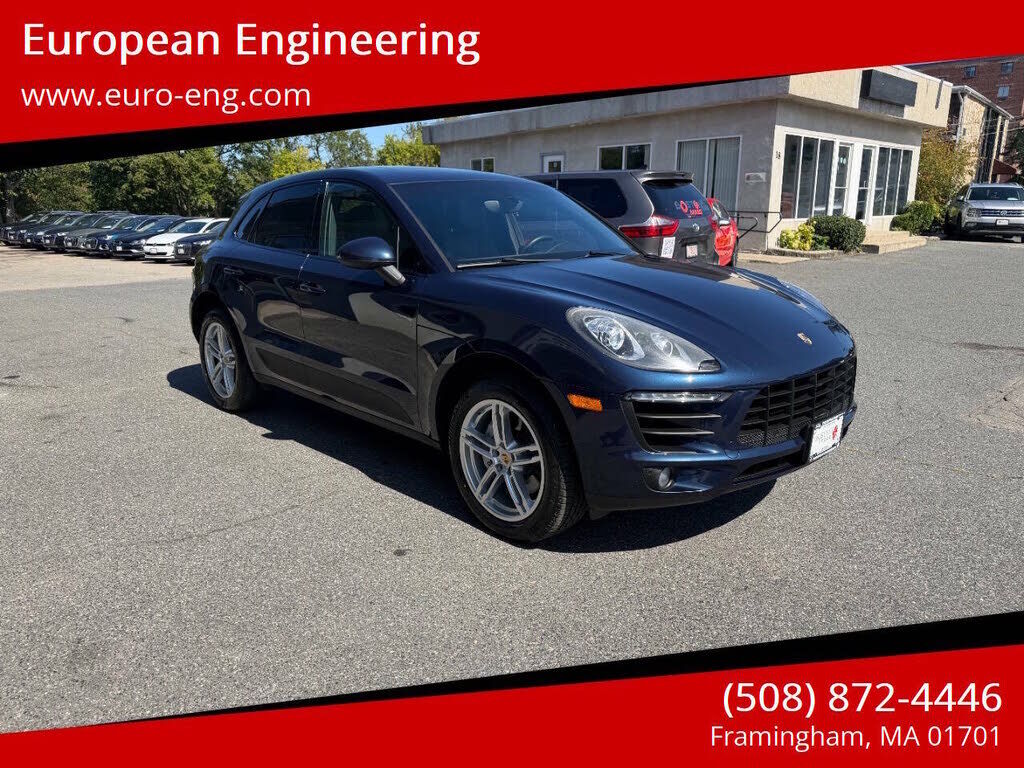 2015 PORSCHE Macan