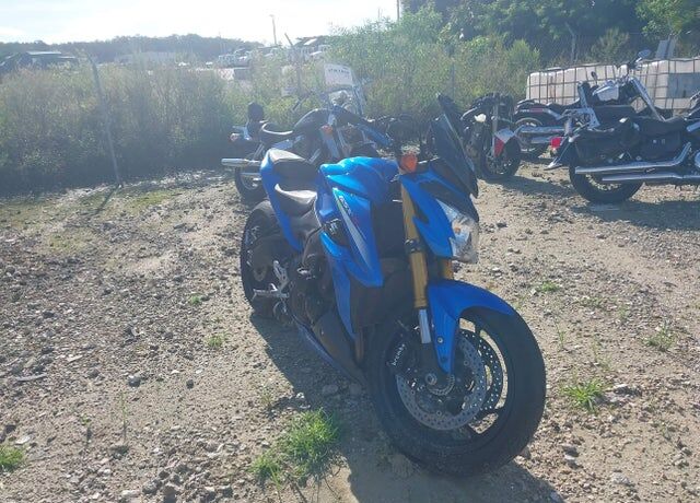 2016 SUZUKI GSX-S1000