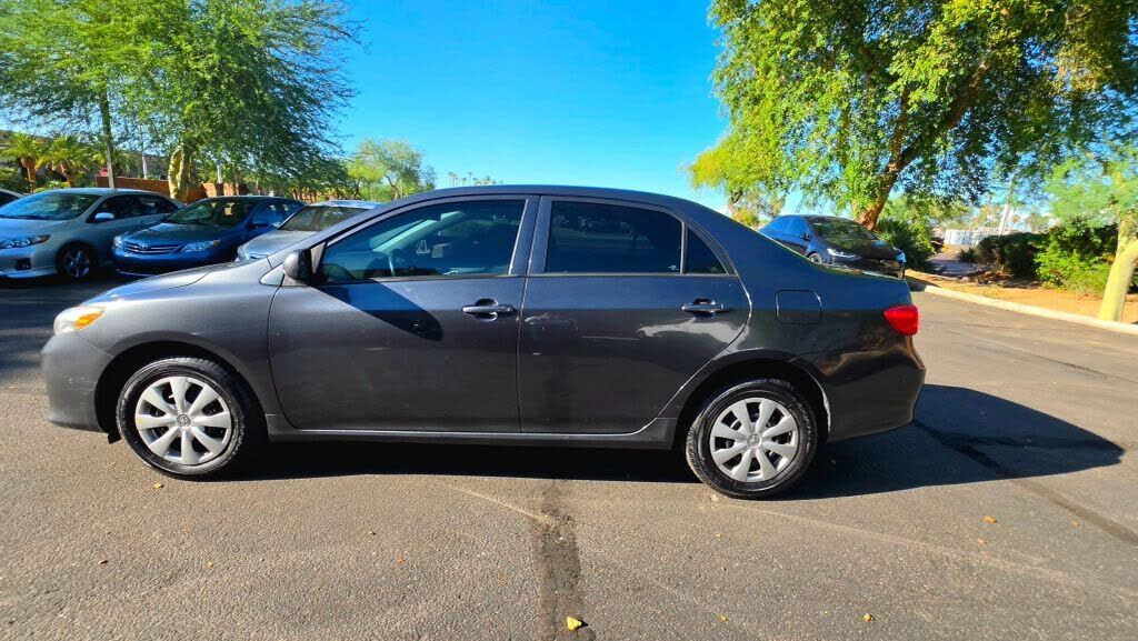 2010 TOYOTA Corolla