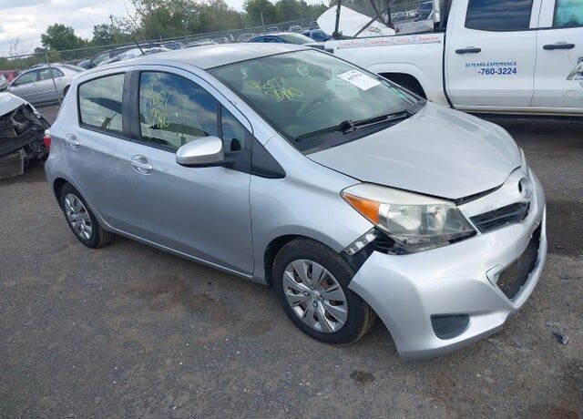 2013 TOYOTA Yaris