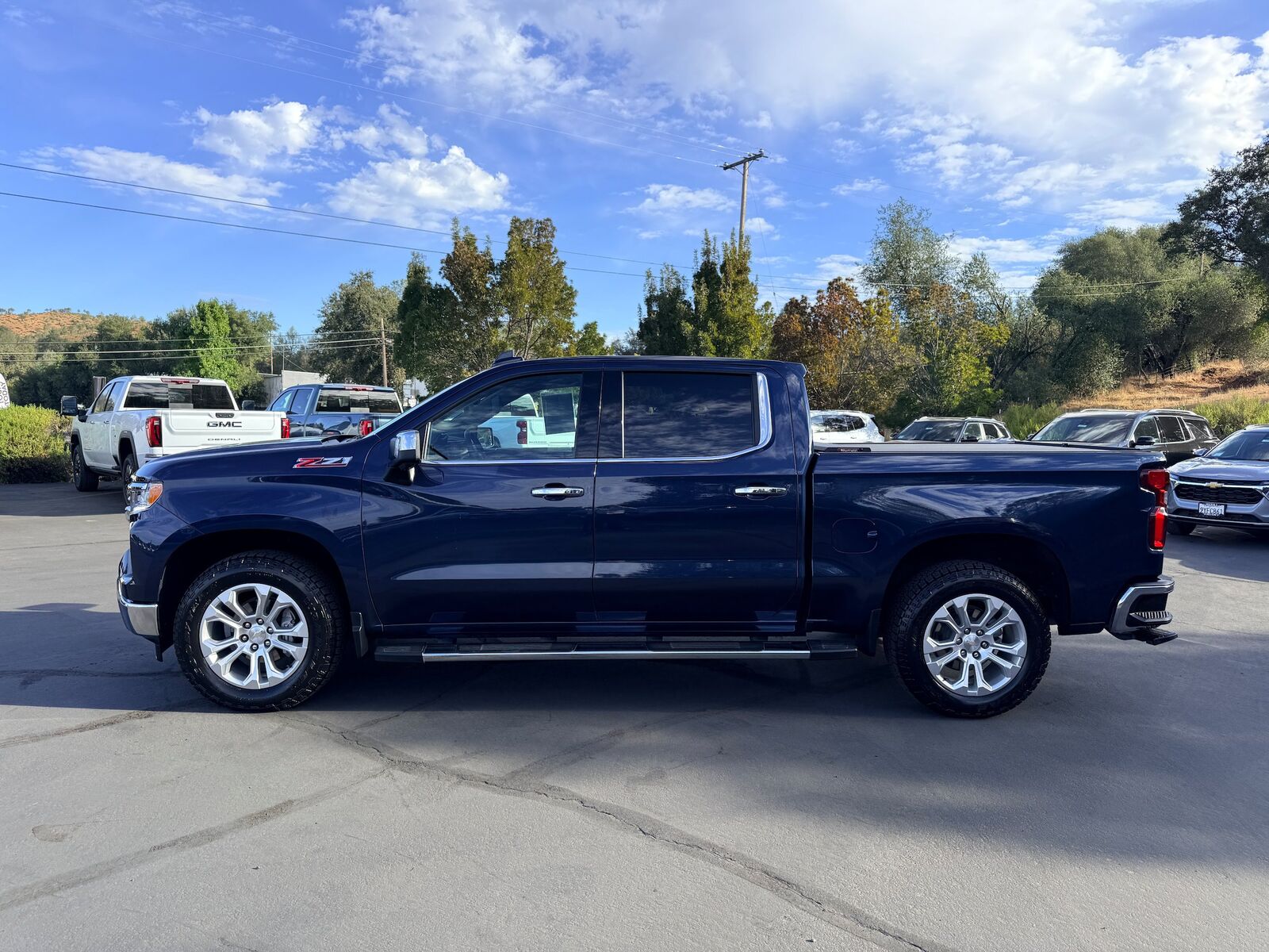 2023 CHEVROLET Silverado