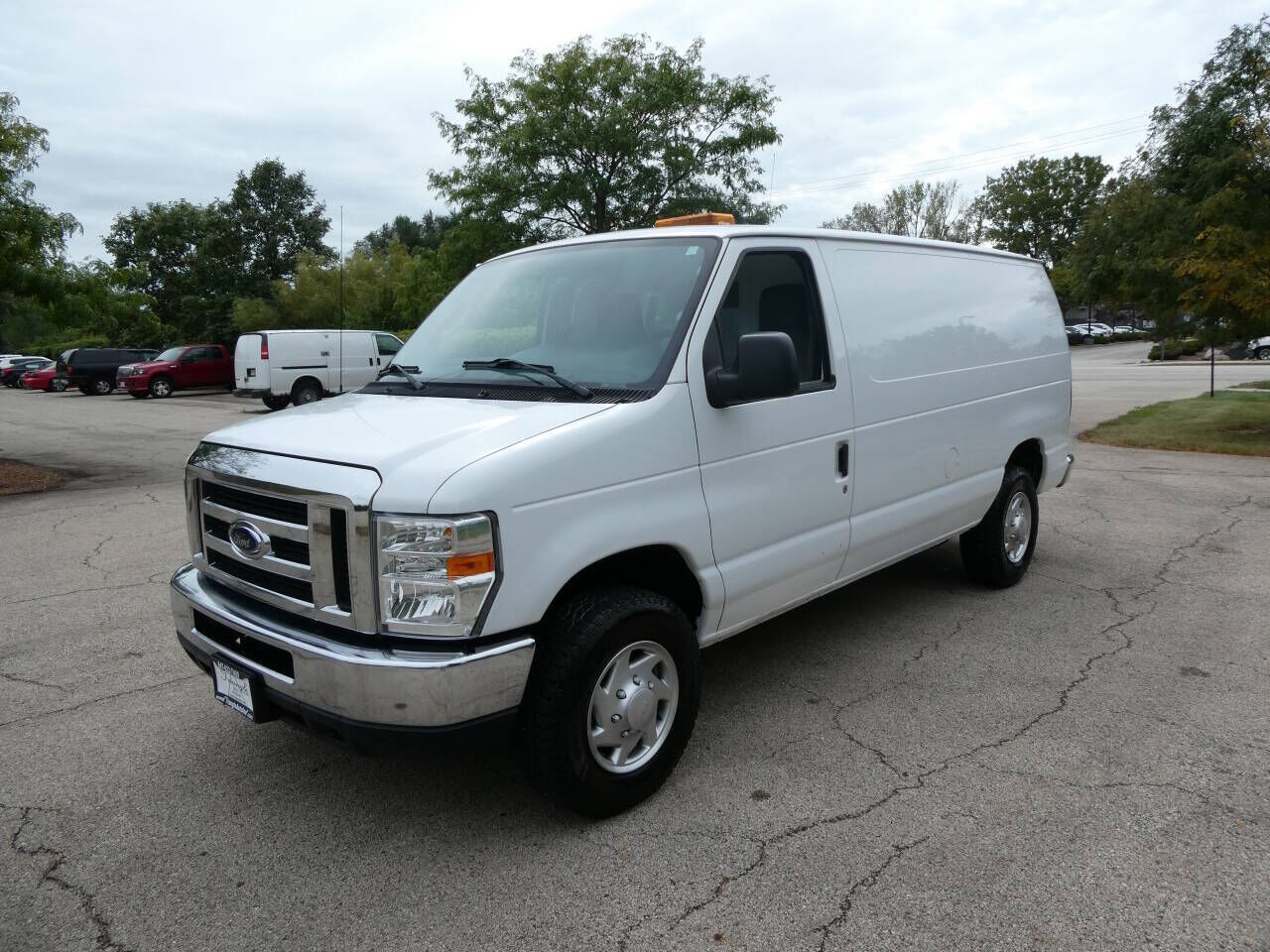 2013 FORD E-350