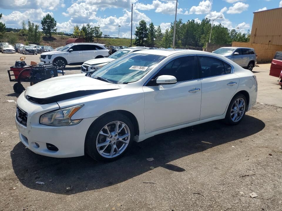 2014 NISSAN Maxima