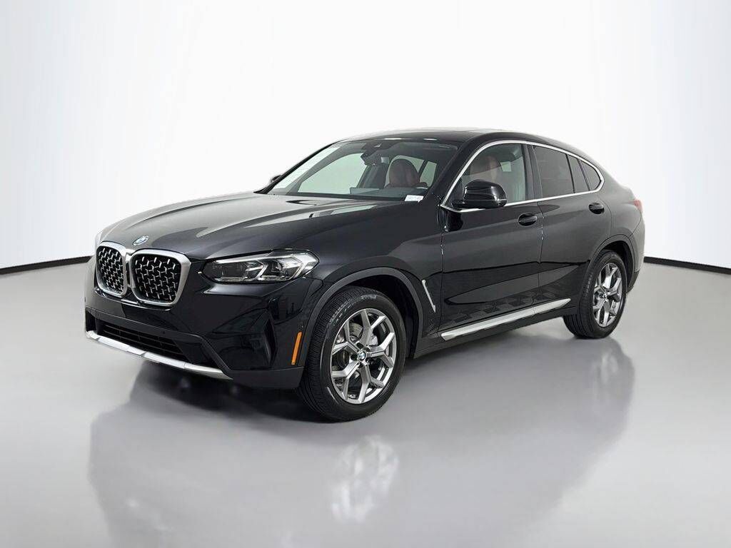 2025 BMW X4