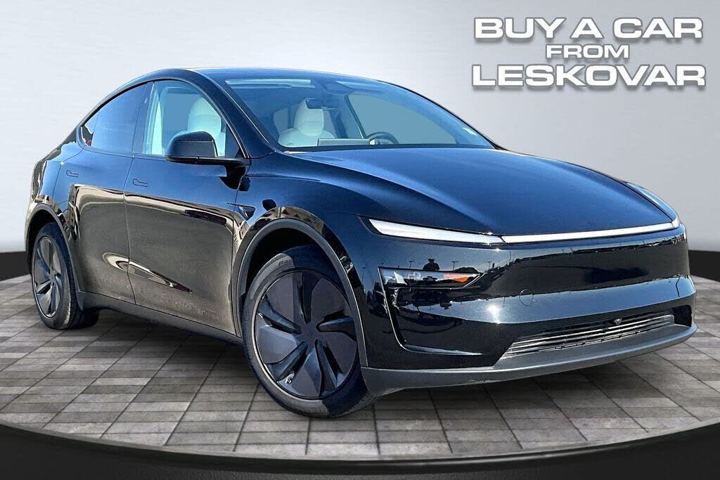 2026 TESLA Model Y