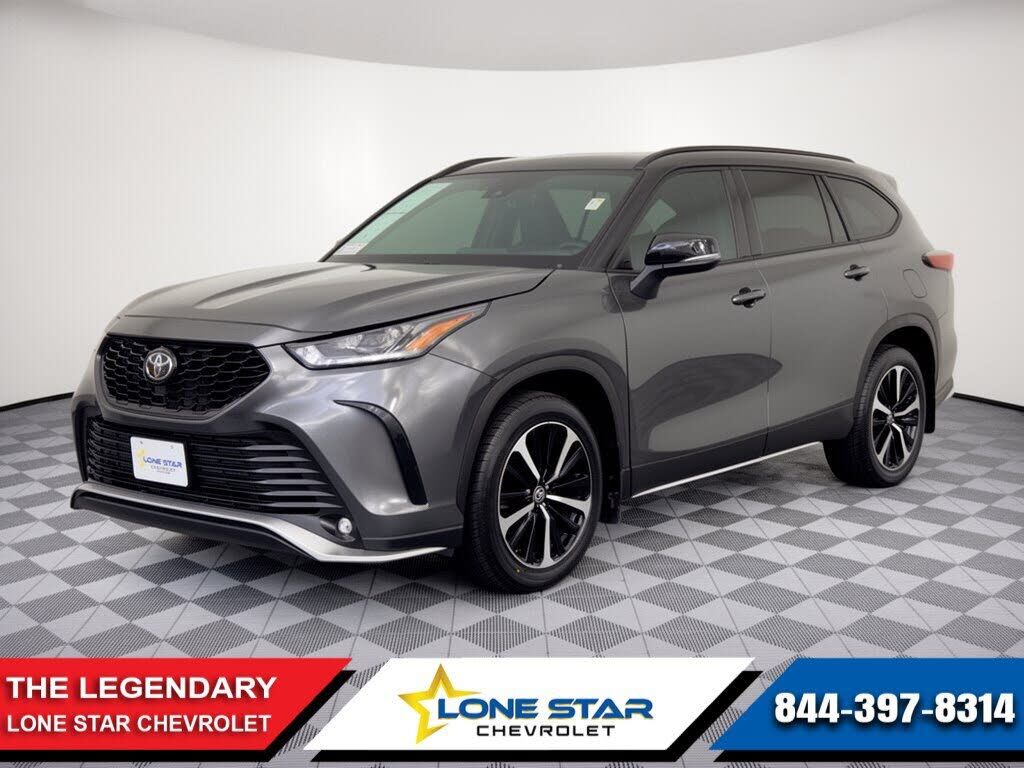 2022 TOYOTA Highlander